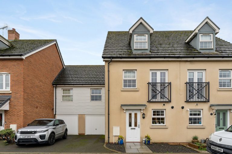 Saffron Crescent, Sawbridgeworth