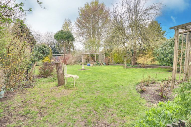 Rowney Gardens, Sawbridgeworth