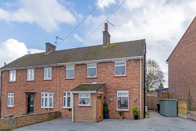 6 Barnard Road, Sawbridgeworth, Hertfordshire, CM21 9DY Image